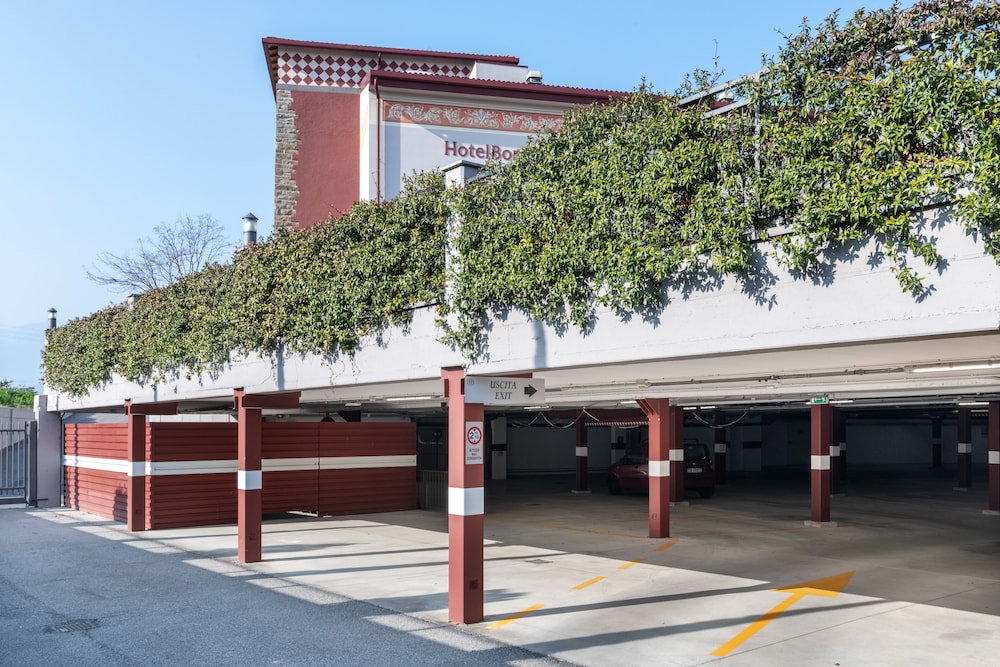 Hotel Borgo Brianteo 70/77