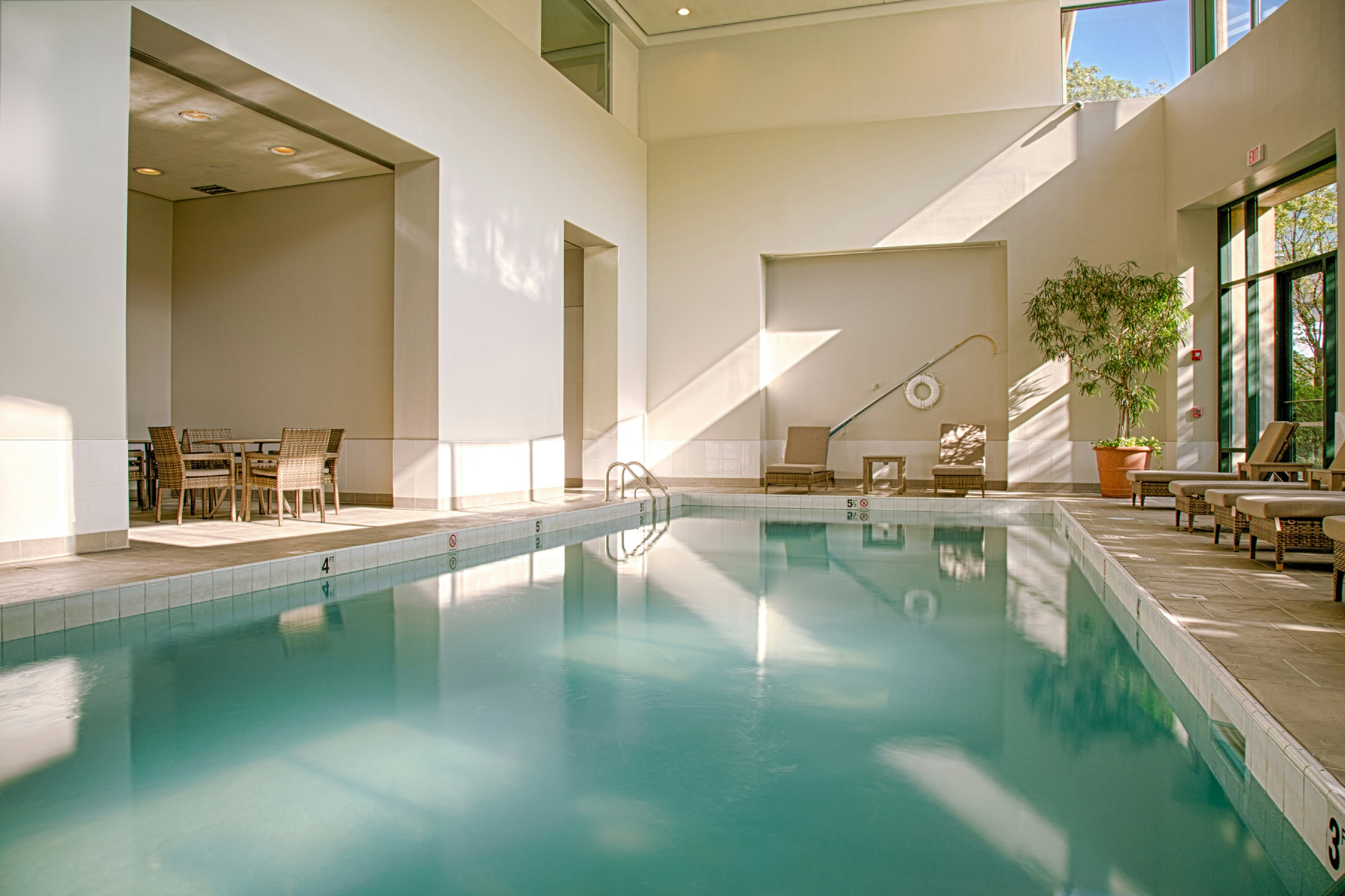 Embassy Suites by Hilton Chicago O'Hare Rosemont 27/64