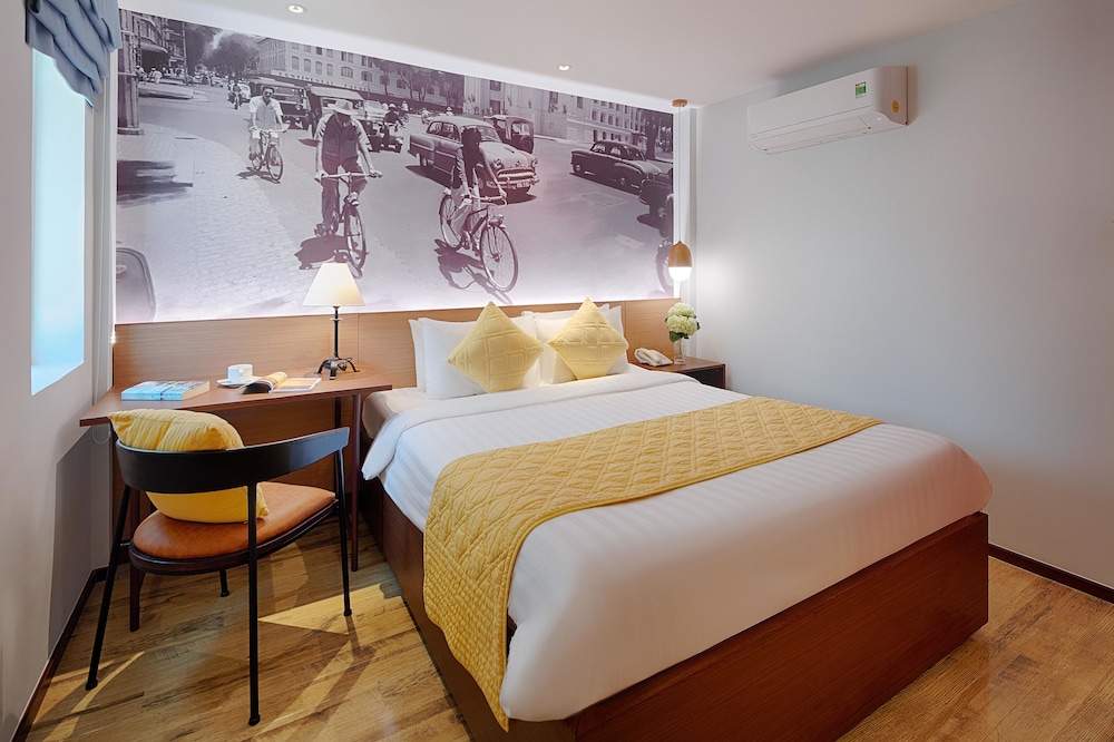 LITTLE SAIGON BOUTIQUE HOTEL 30/70