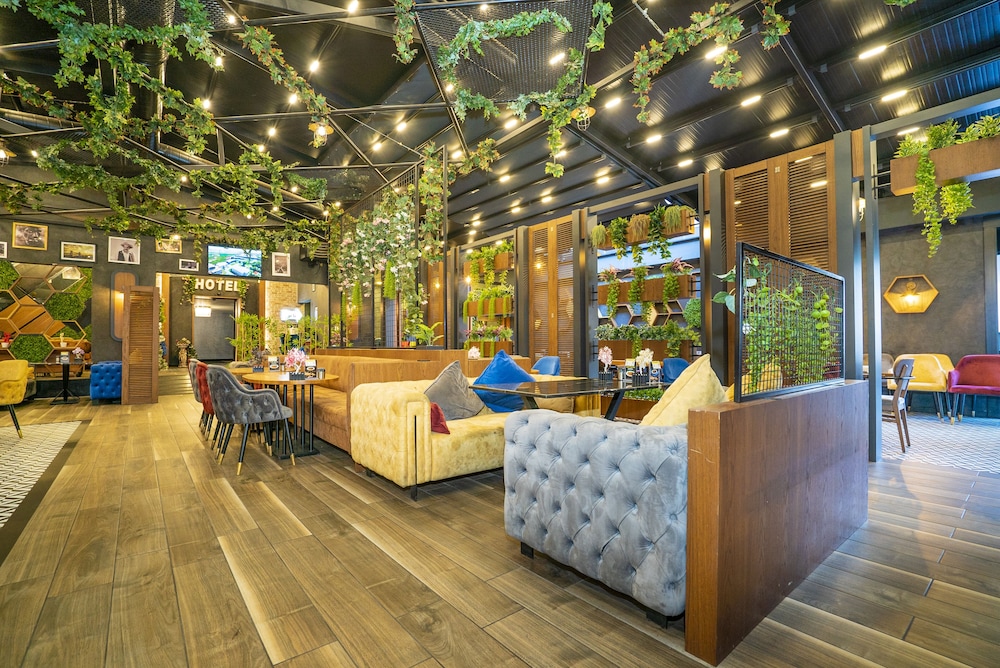 Rhiss Hotels Maltepe 5/50