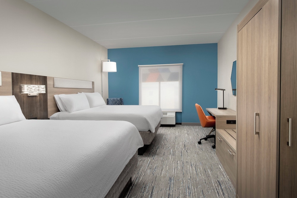 Holiday Inn Express Hoteland Suites Knoxville-Clinton 15/65