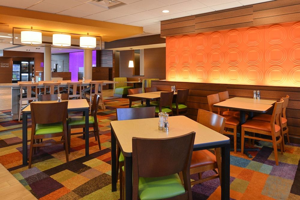 Fairfield Inn & Suites by Marriott Gallup 36/47