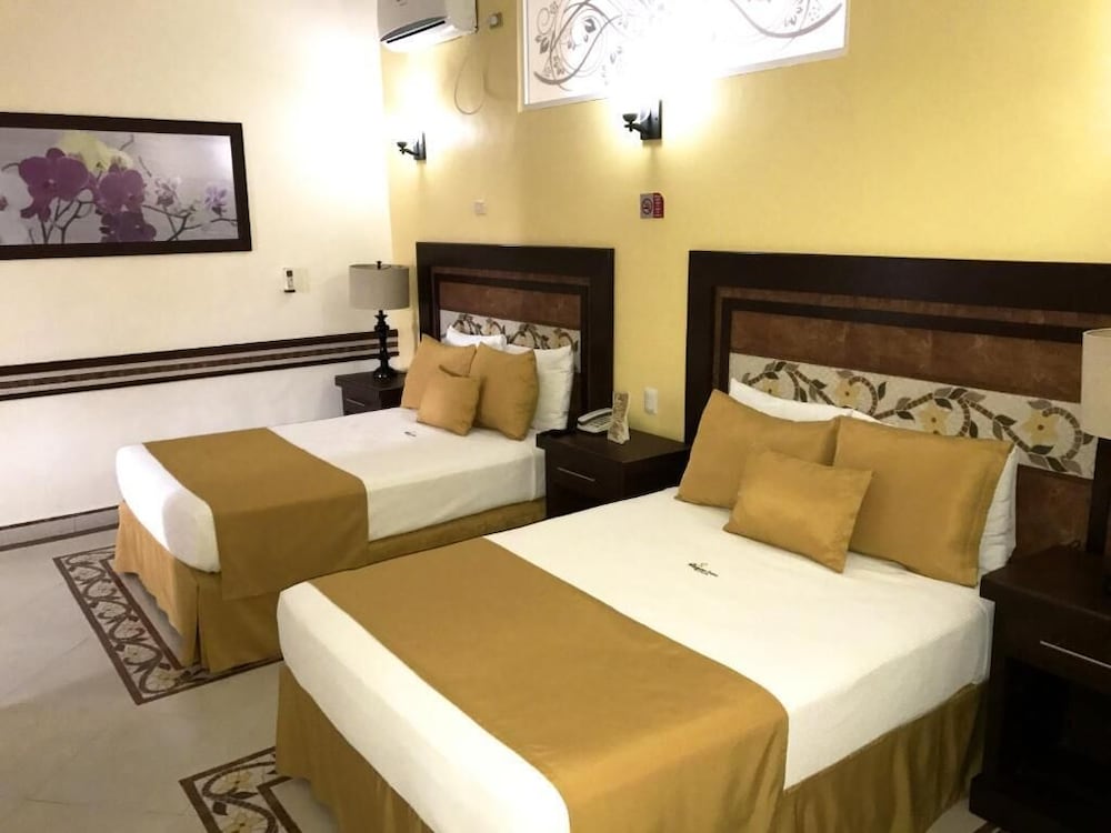 Centro Hotel Villa las Margaritas 11/68