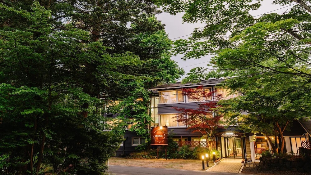 Kyu Karuizawa Hotel Shinonome 12/48
