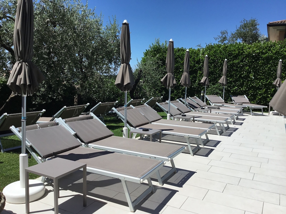 Hotel Villa Cà Nova 12/41