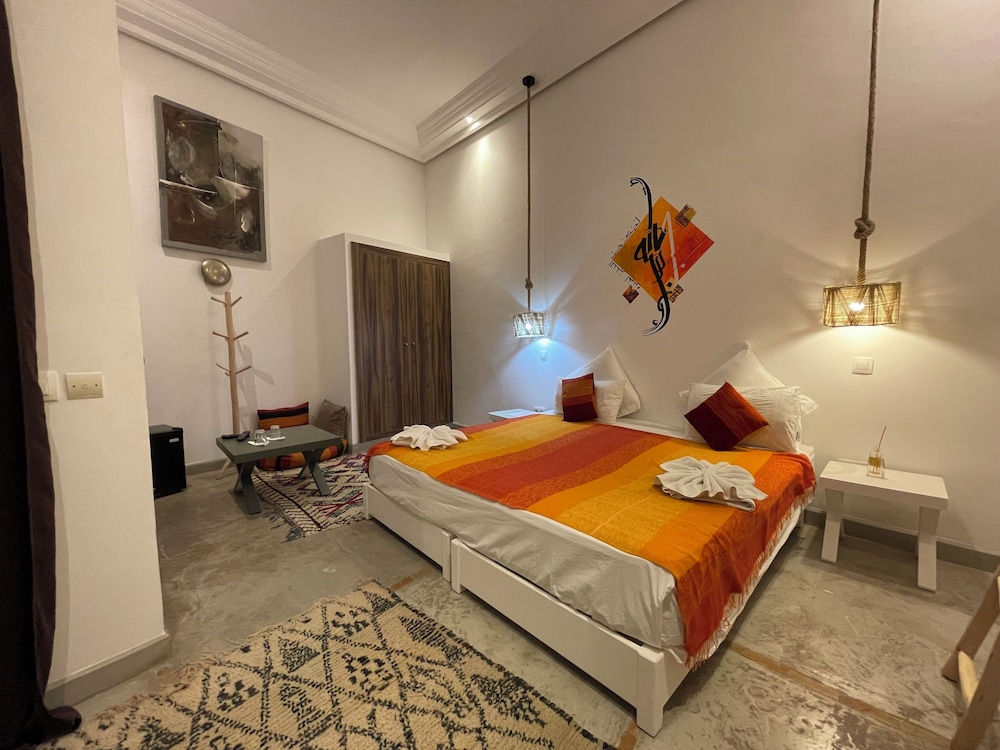 Riad Samarine 6/42