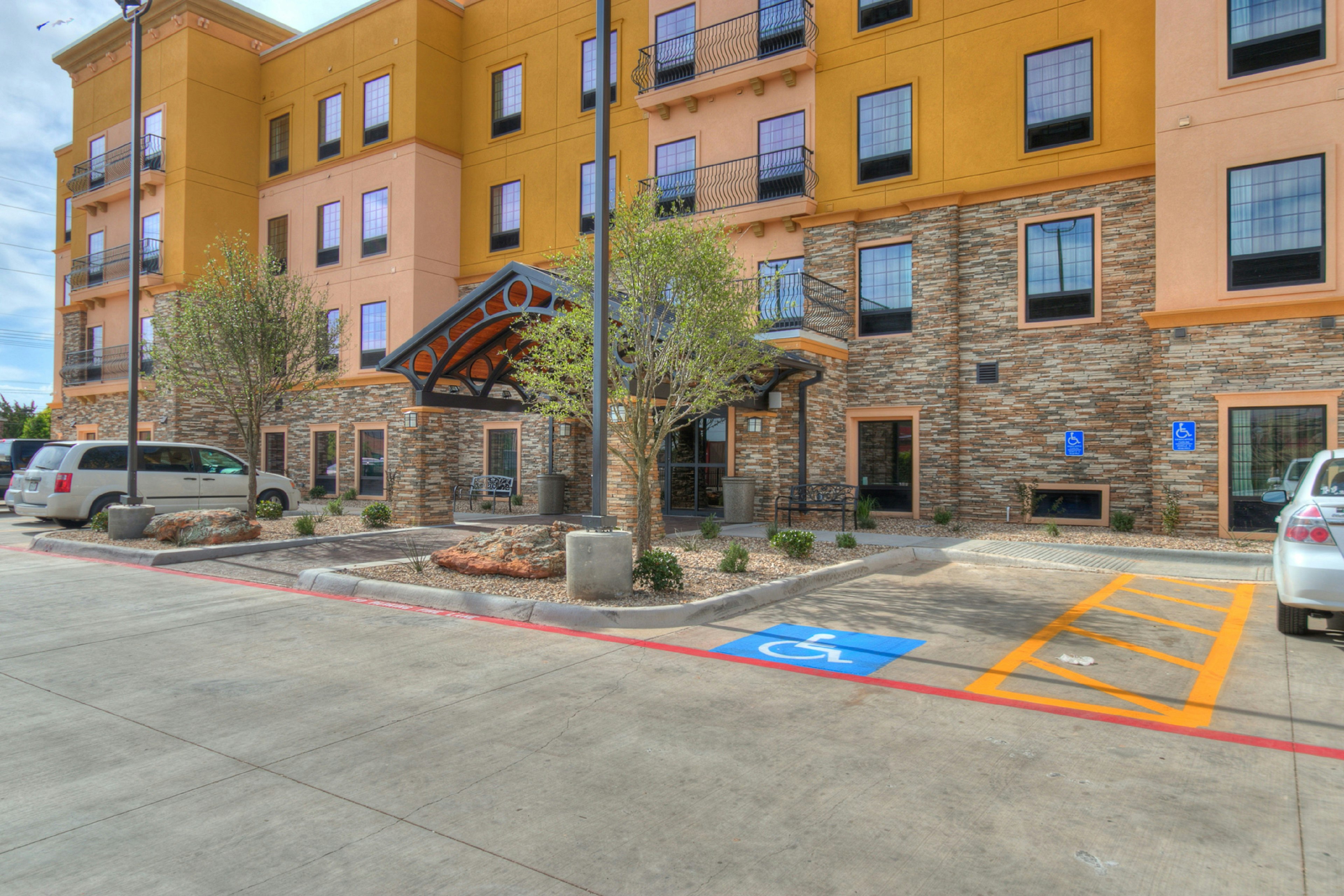 STAYBRIDGE SUITES LUBBOCK SOUTH 54/61