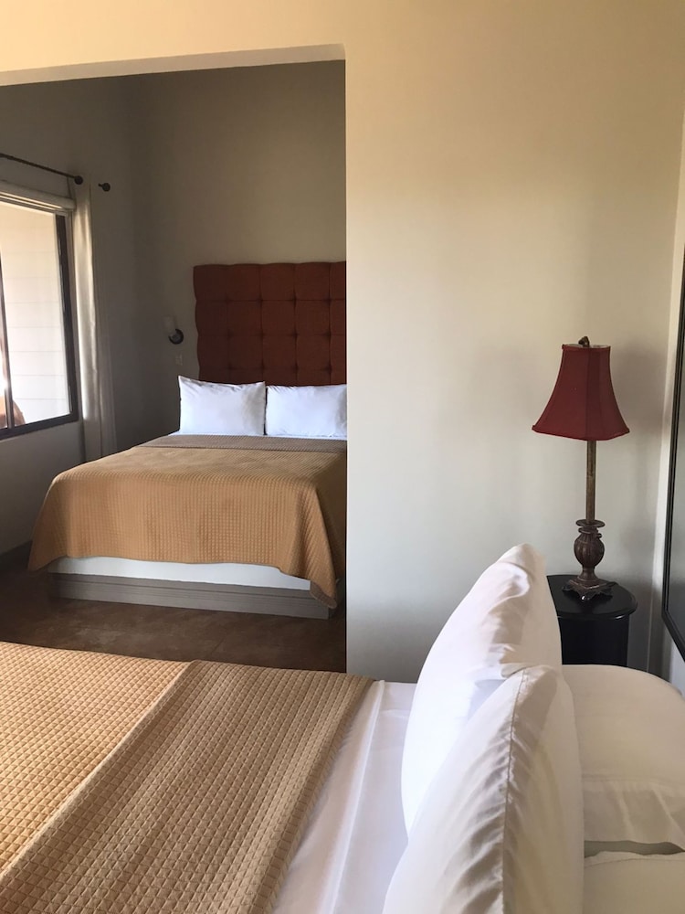Hotel Rancho Humo Estancia 8/50