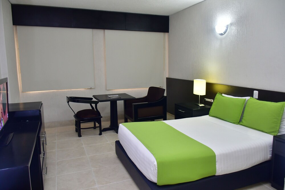 Hotel Tonchala 35/58