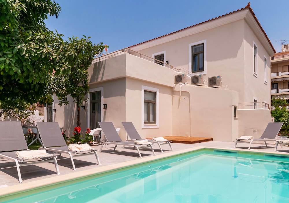 Epavli Boutique Hotel 59/65
