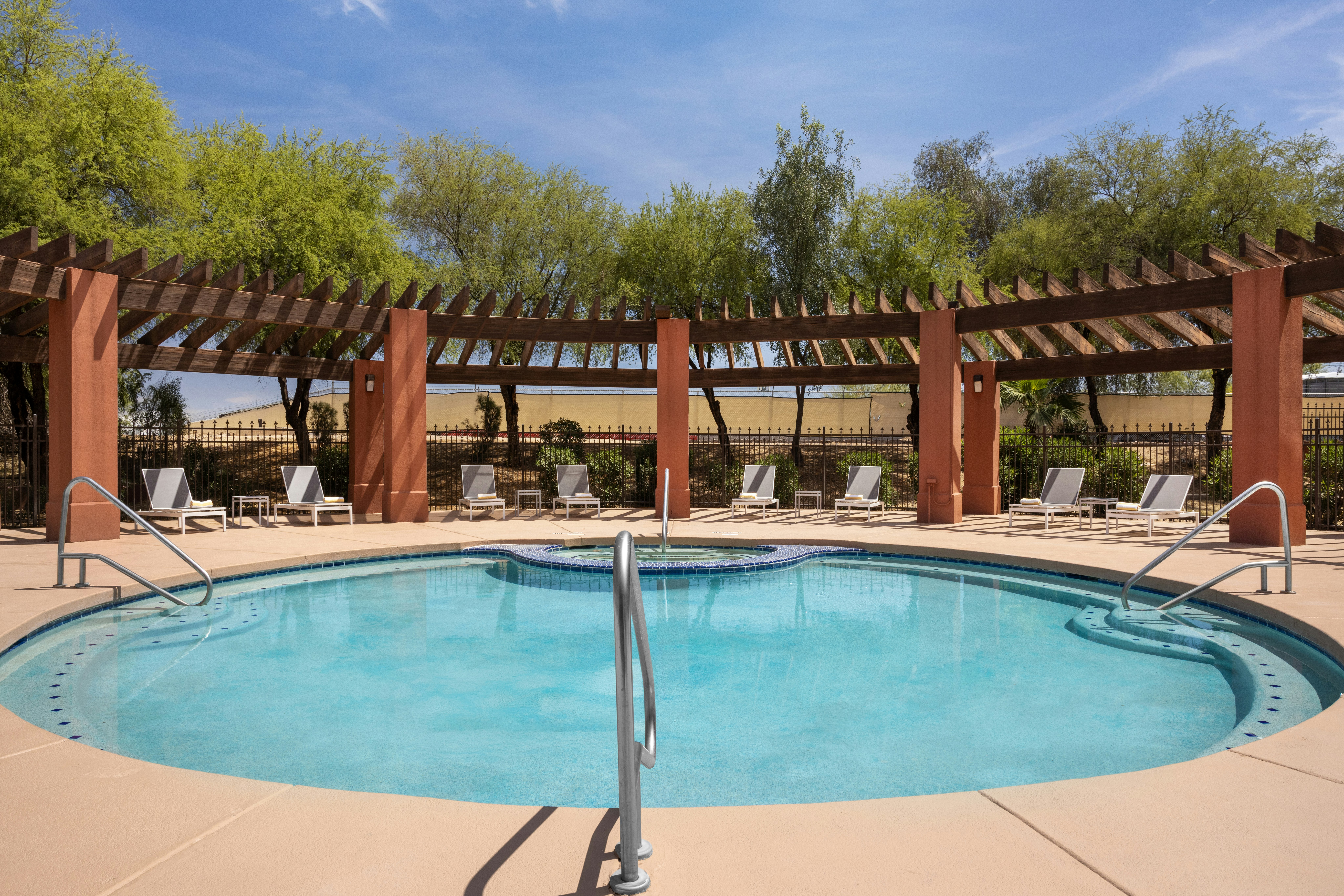 Hilton Garden Inn Phoenix Airport 26/53