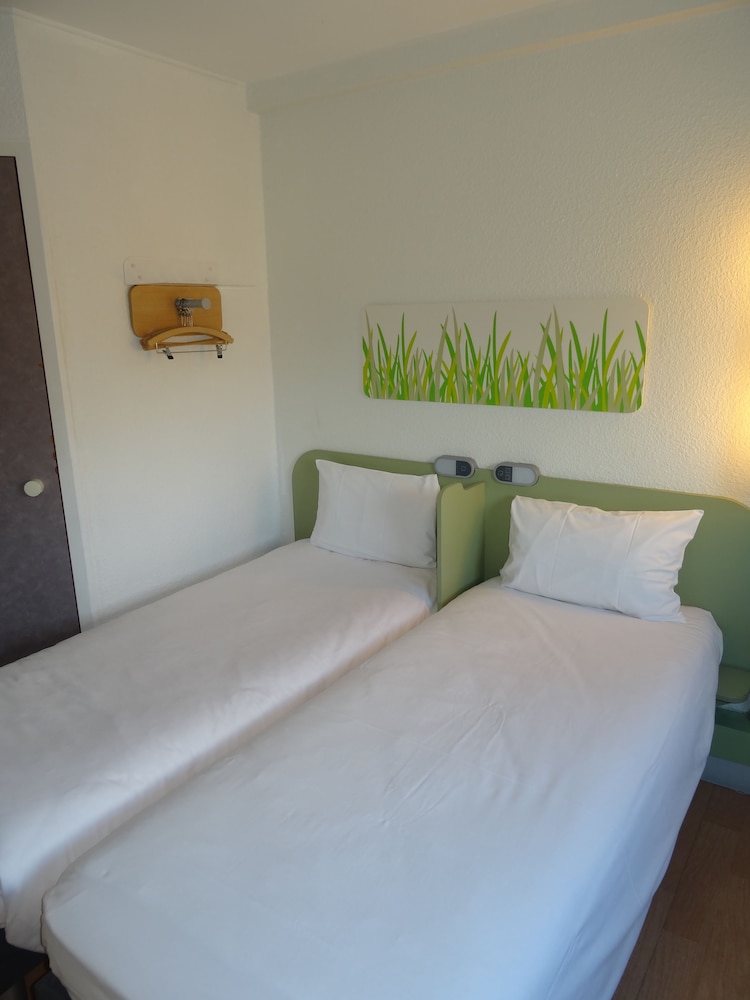 Ibis Budget Caen Gare 29/65