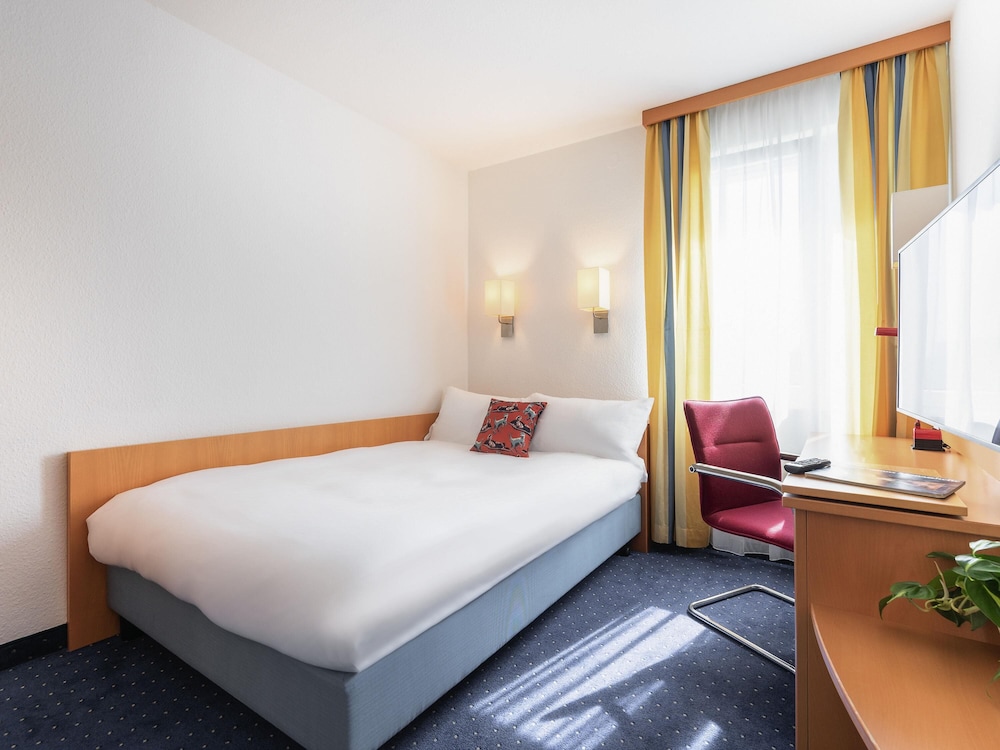 ibis Styles Darmstadt 18/76
