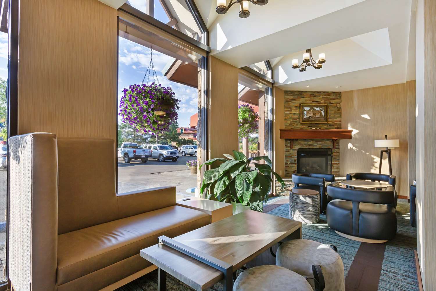 Best Western Plus Grantree Inn 38/52