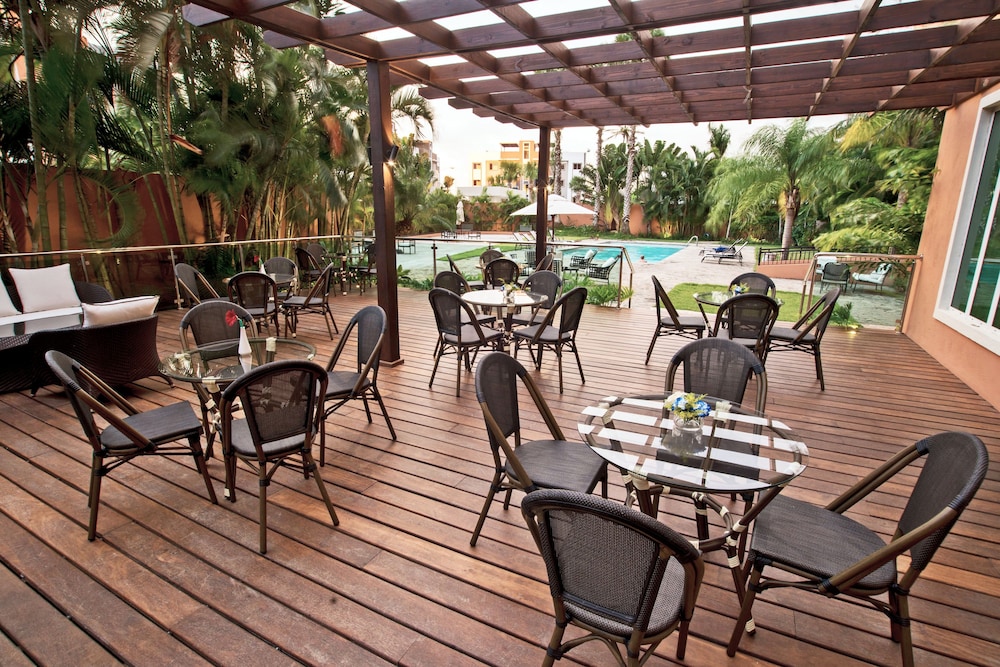 Hodelpa Garden Court 70/84