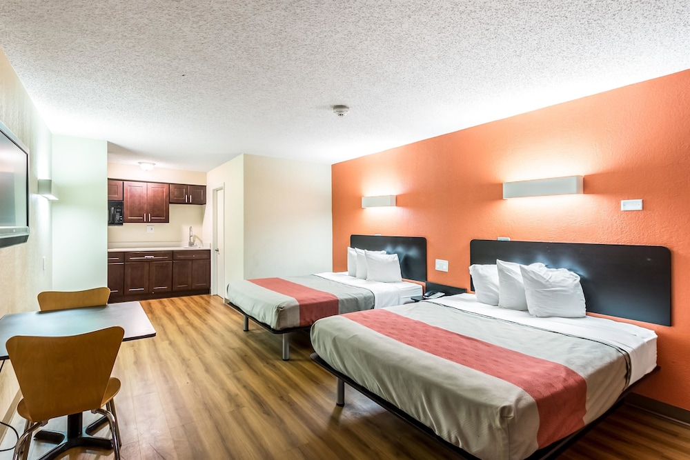Motel6 New Brunswick, NJ 20/42