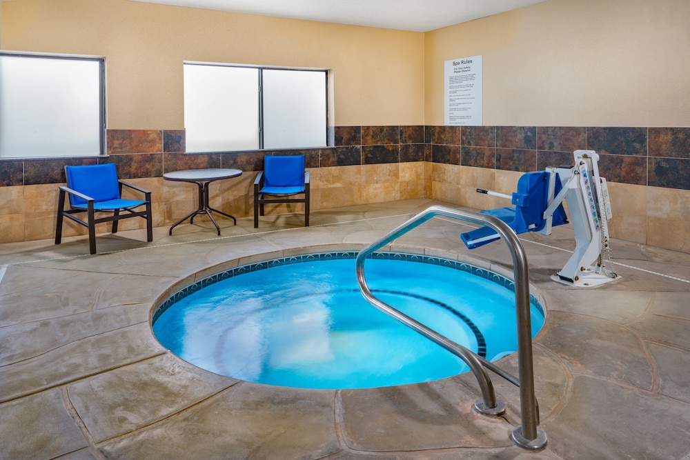 swimming pool spa