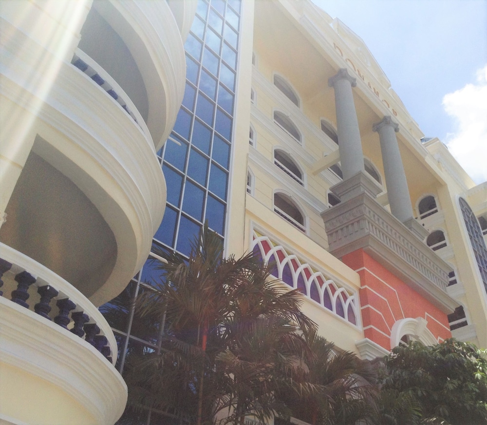Romance Hotel Sukhumvit 97 8/58