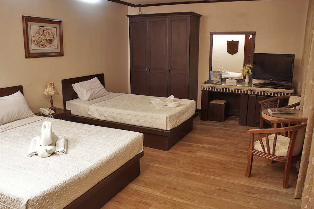 Vista Marina Hotel And Resort 32/52