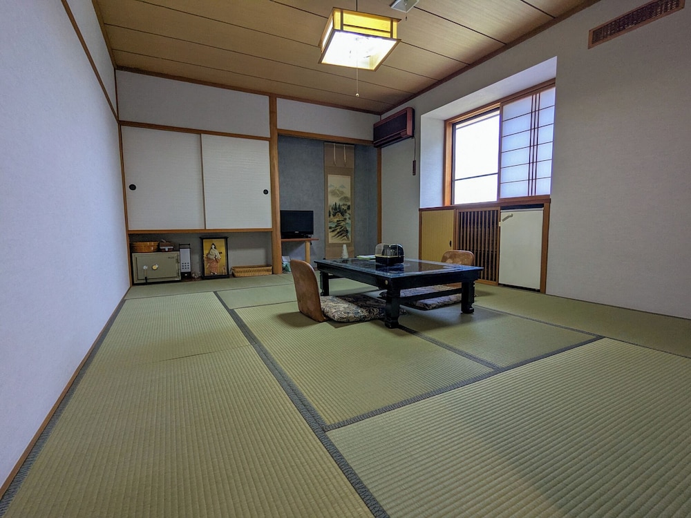 Ryokufuen Kiyoharu 32/54