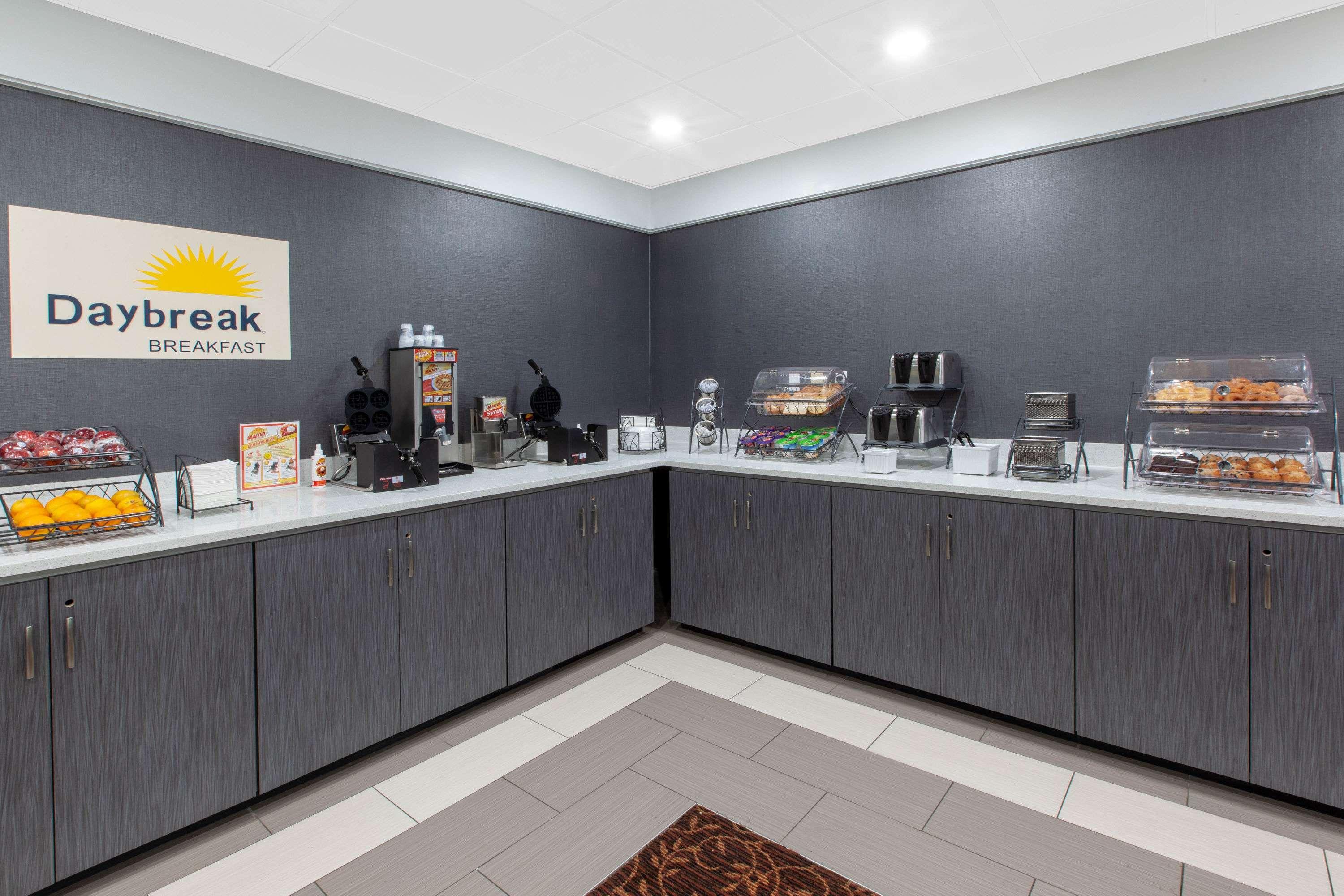 Days Inn and Suites by Wyndham Grand Rapids Near Downtown 8/29