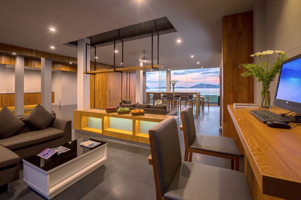X10 Seaview Suites At Panwa Beach 44/63