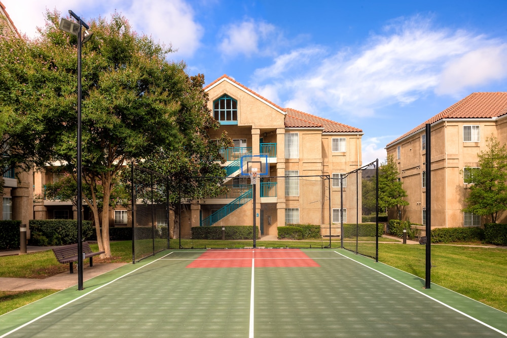 HYATT house Dallas/Addison 55/58