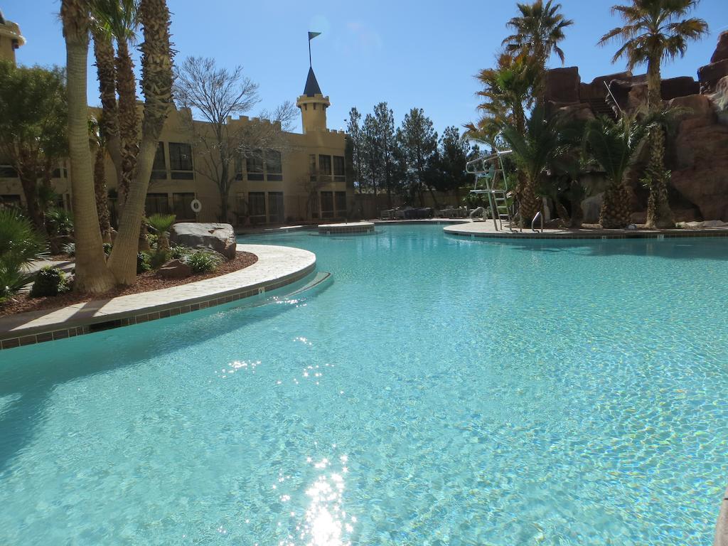 Whiskey Pete's 31/38