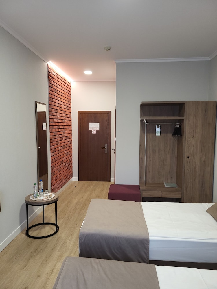 Hotel Topaz Poznan Centrum 36/65