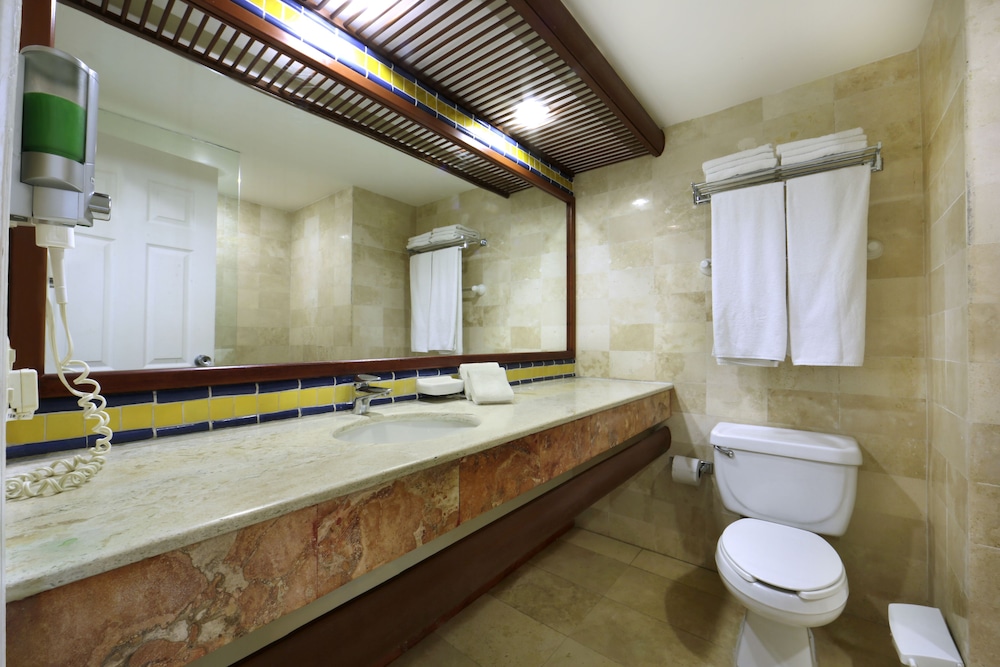 Viva Azteca by Wyndham A Trademark All Inclusive Resort 21/84