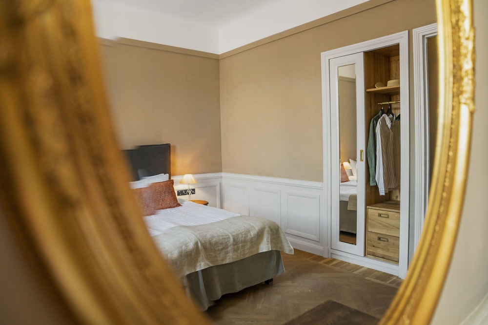 غرفة بسريرين منفصلين، Langley Resort Napoleon Bonaparte 4/6