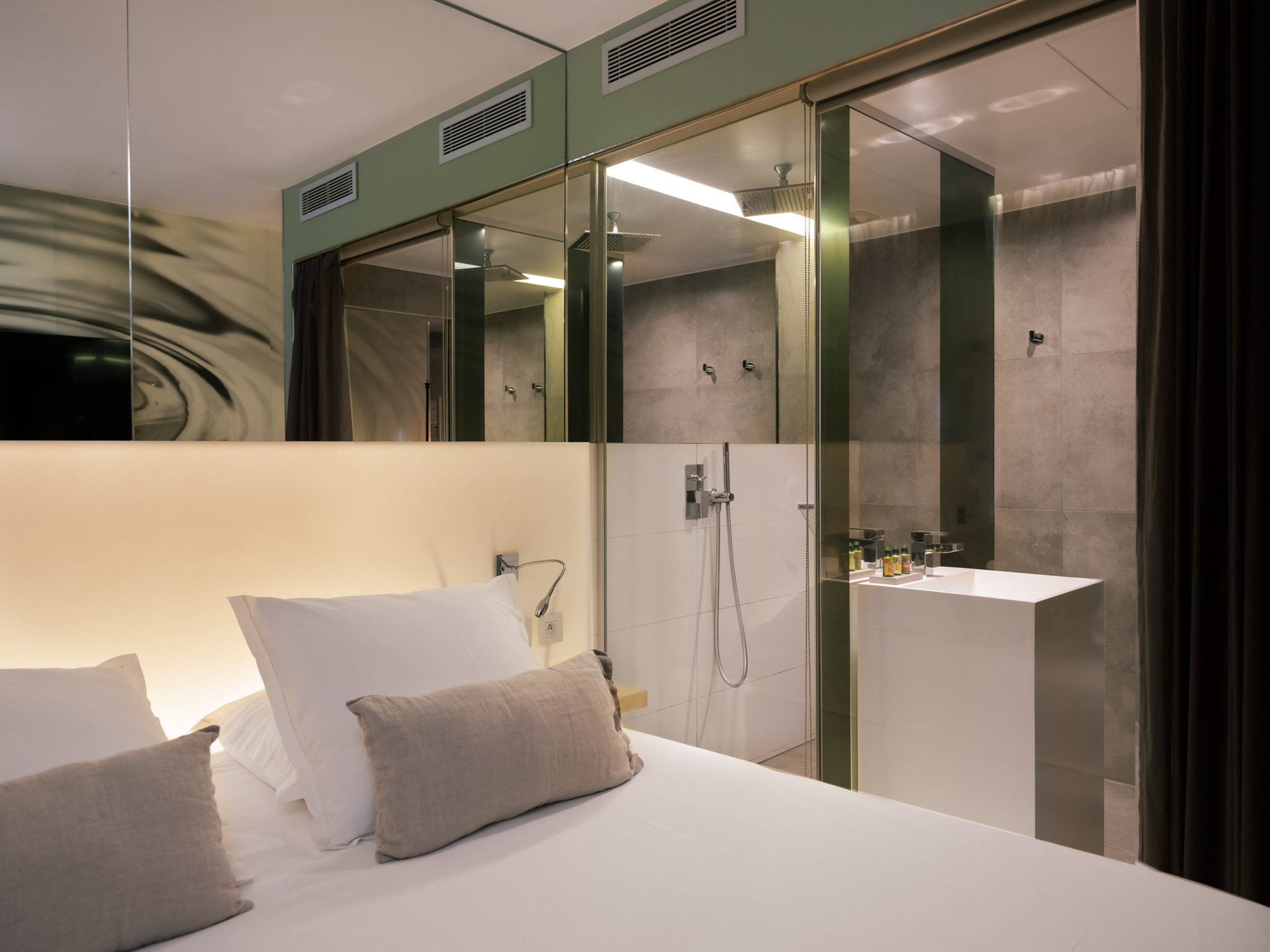 Hotel Legend 53/53