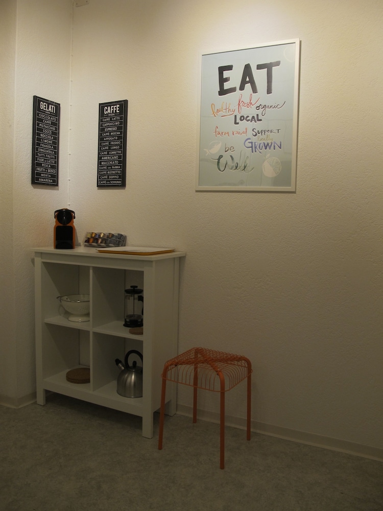 Newly Furnished Apartments In Zurich 5/50