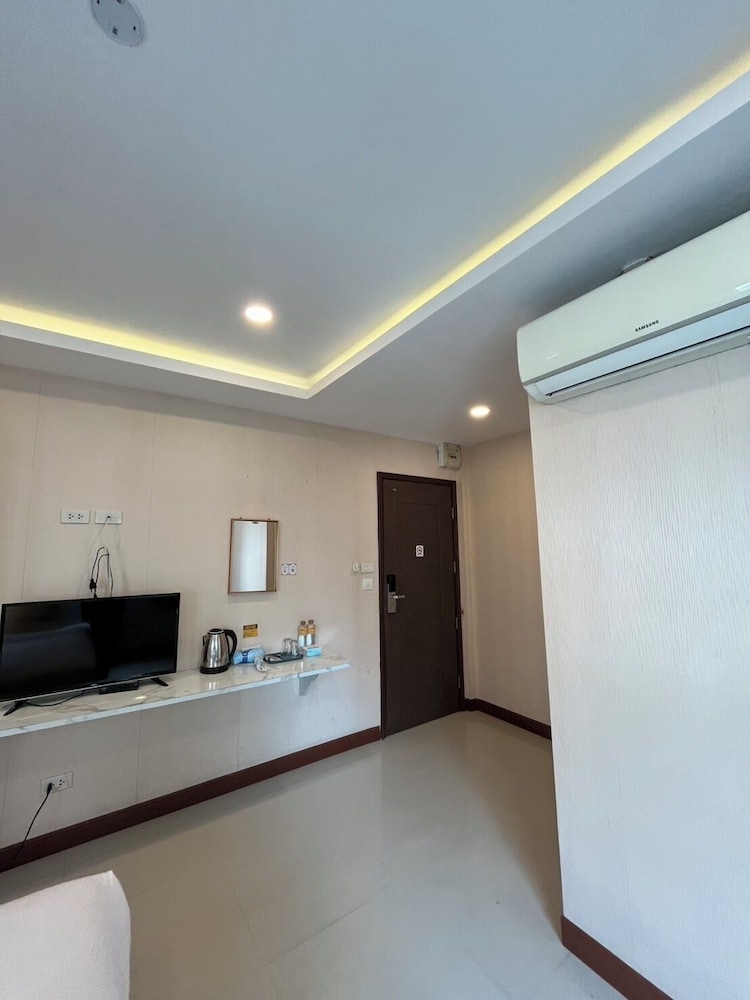 Amber Inn Bangkok 6/50