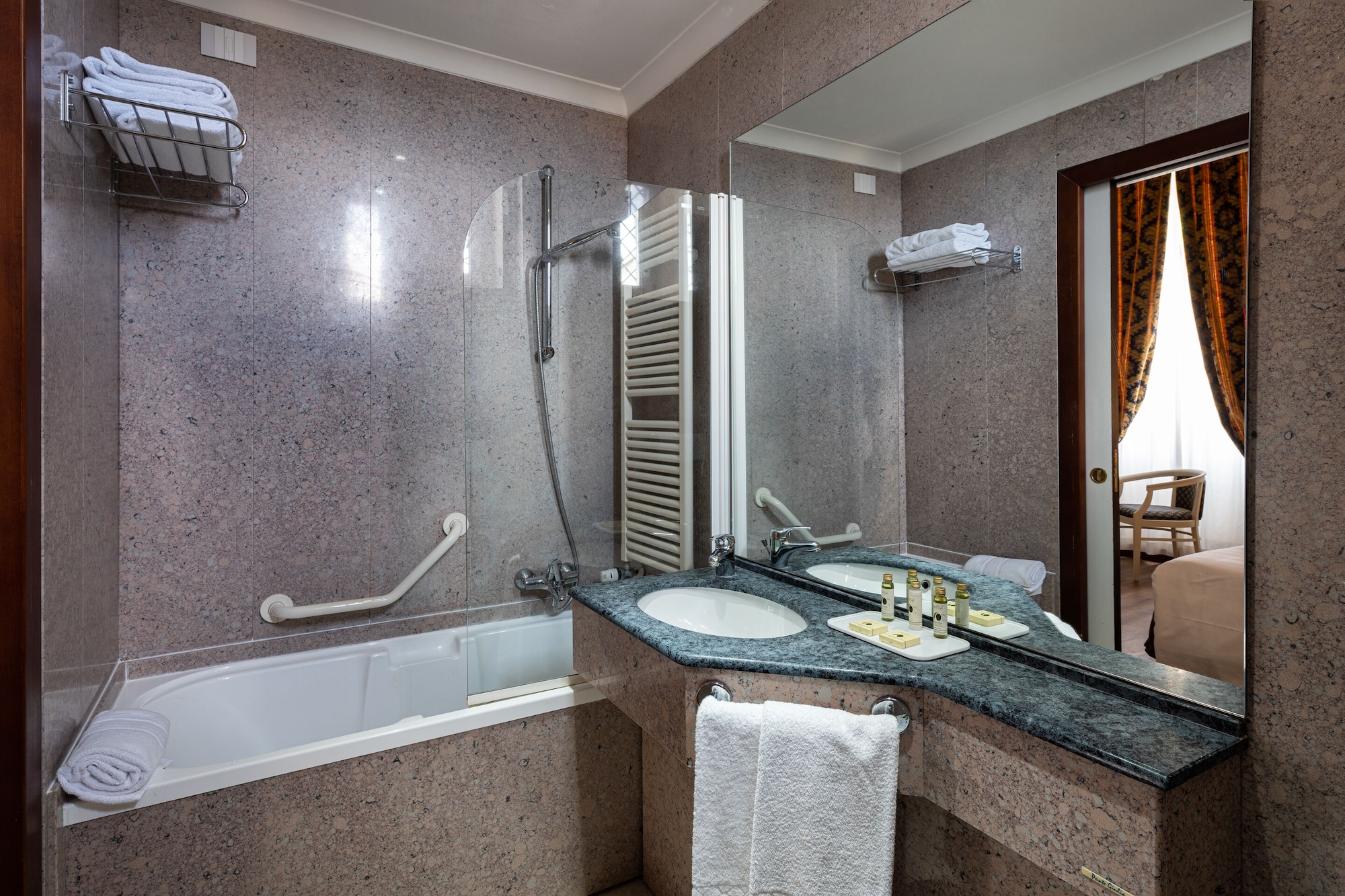 Duplex, Family, 2 Queen Beds, Valley View، Fontebella 10/10