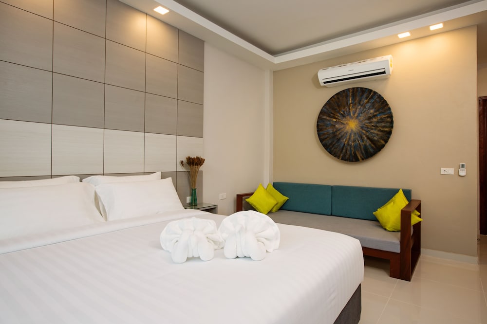 Sunset Beach Villas 24/50