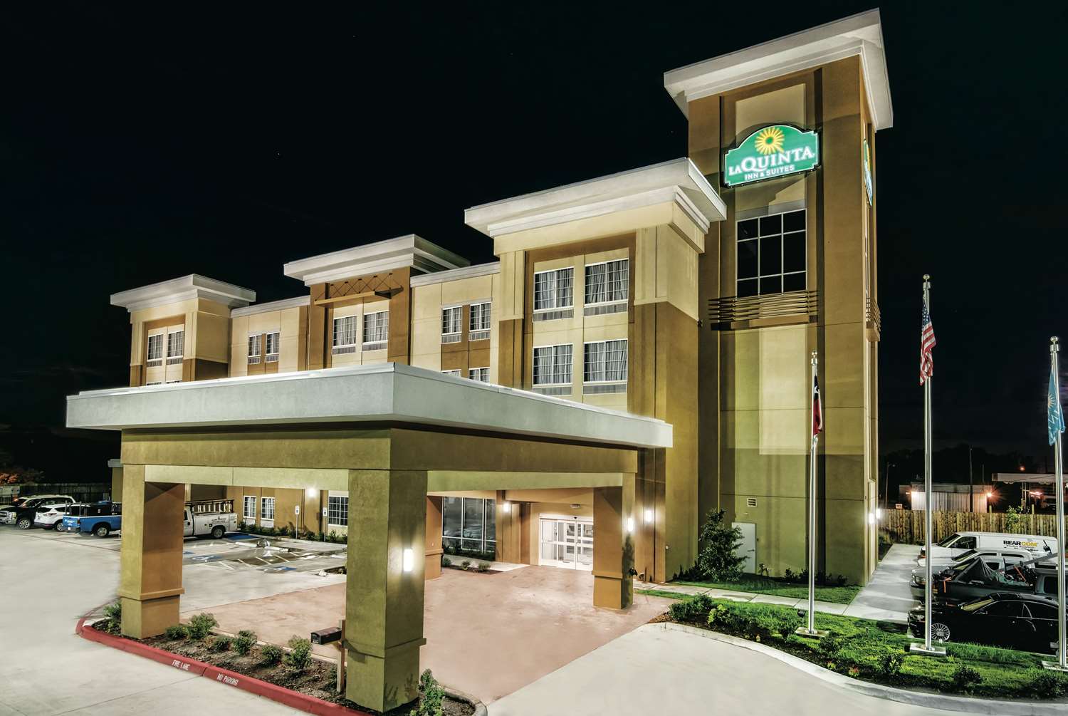 La Quinta Inn Suites By Wyndham Victoria South 2/55