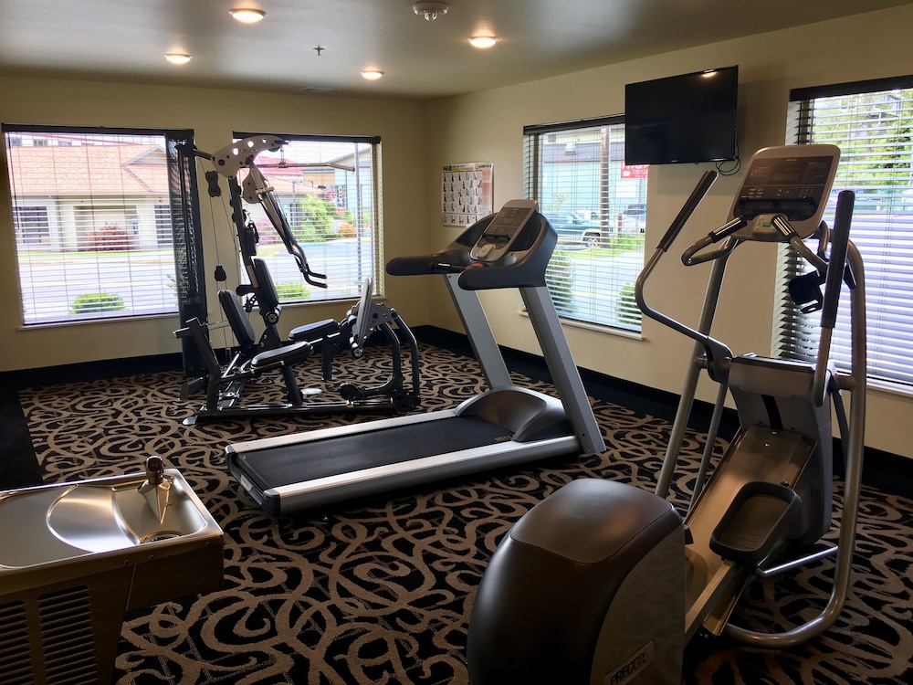 Aspen Suites Hotel Sitka 10/22