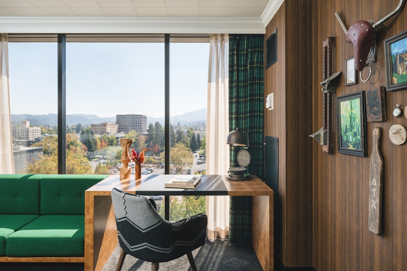 Graduate by Hilton Eugene 33/50