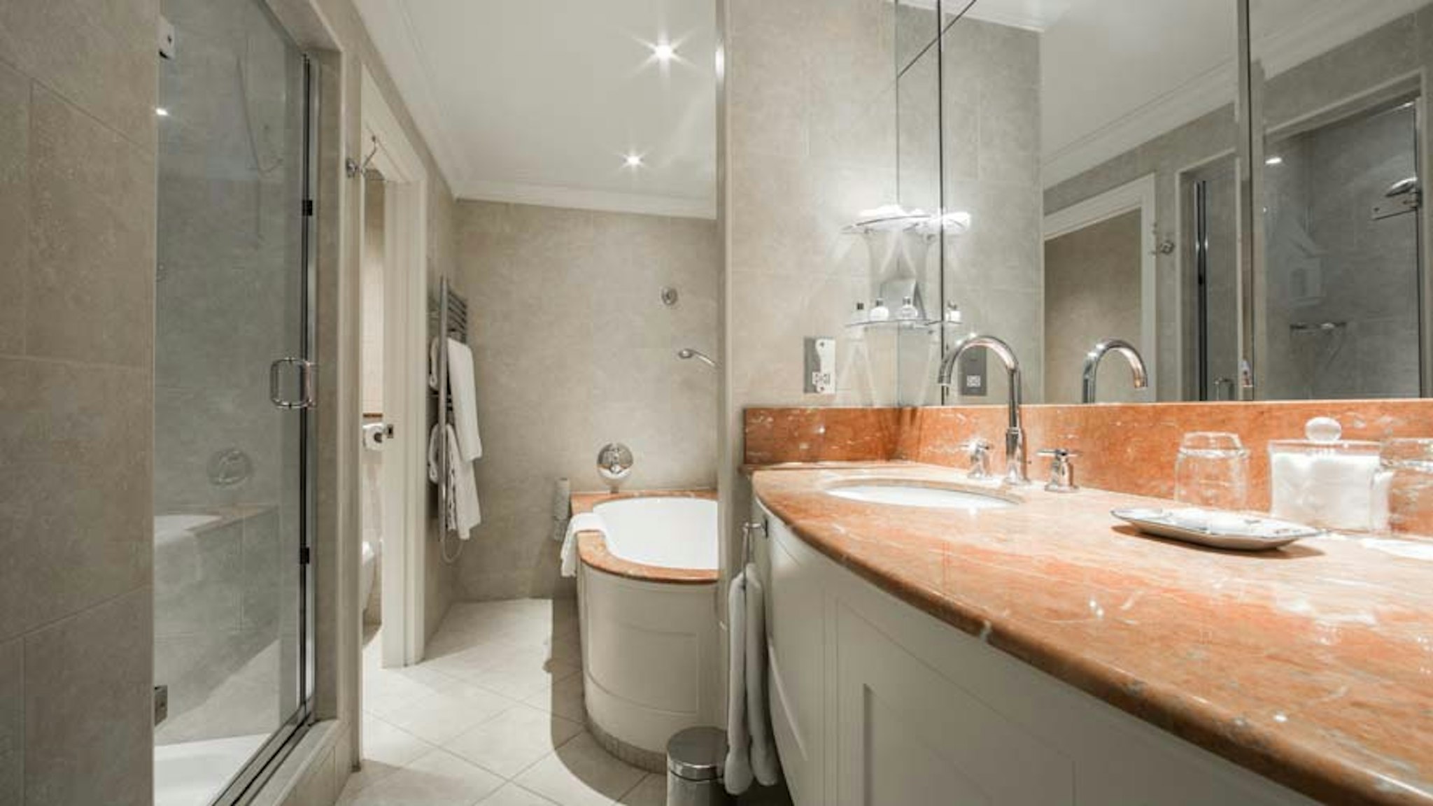 Petersham Hotel 44/50