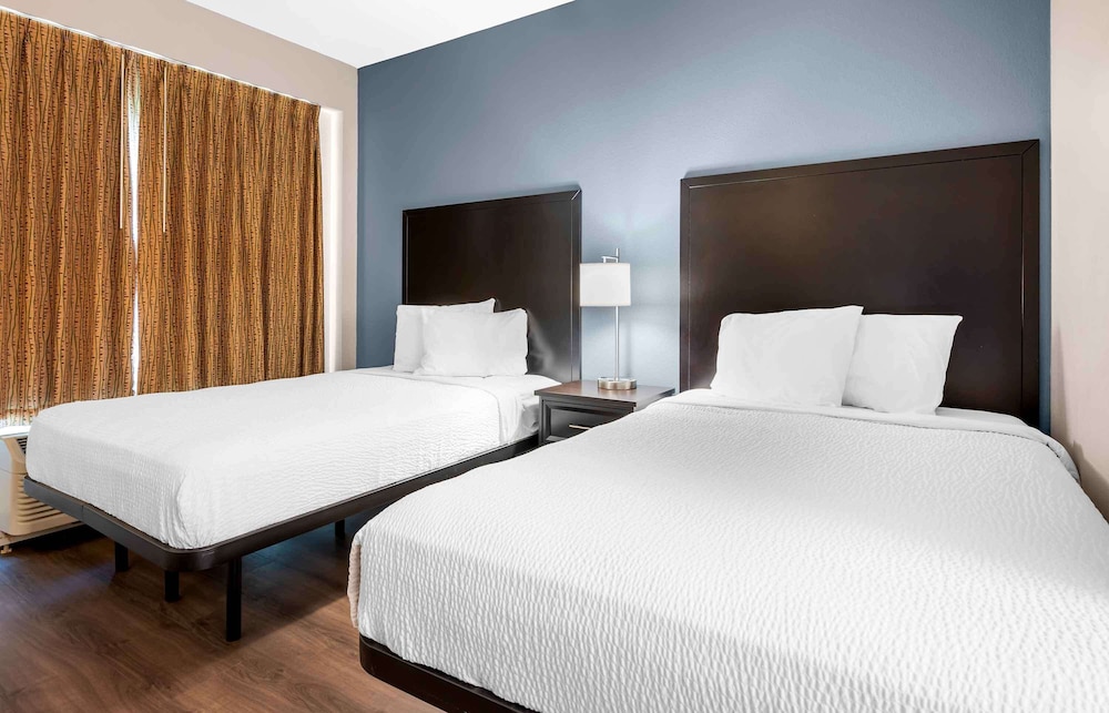 Extended Stay America - Indianapolis -Airport-W Southern Ave 25/60