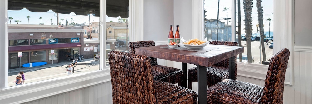 Newport Beach Hotel, A Four Sisters Inn 42/58