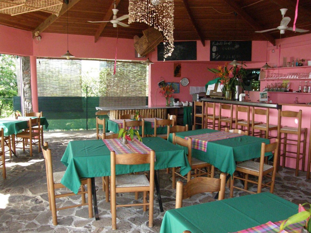 Tamarind Tree Hotel and Restaurant 23/50