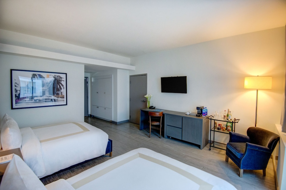 Clinton Hotel South Beach 31/64
