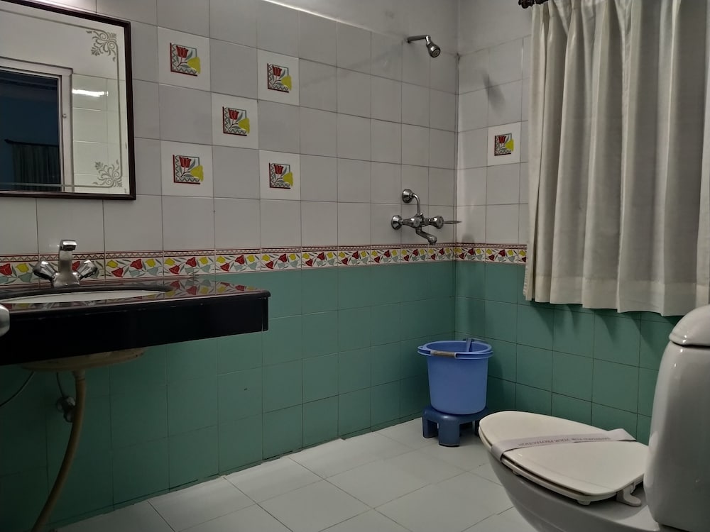 Anuraag Villa 20/65