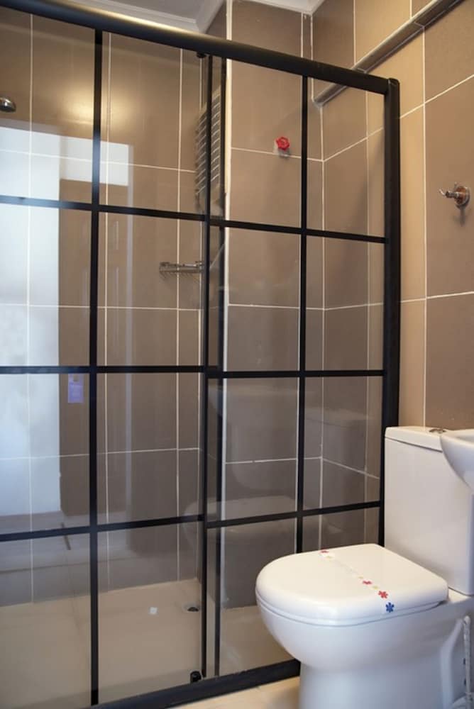 Cunda Aksac Otel 50/50