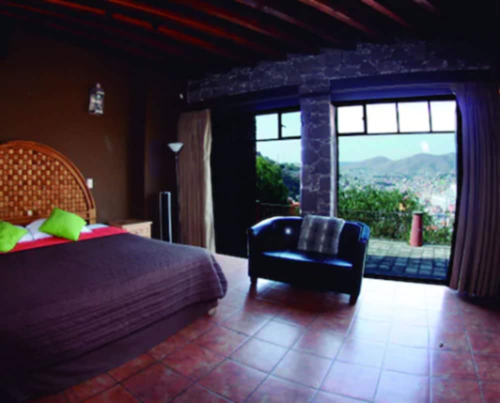 Hotel Chocolate Suites 19/50