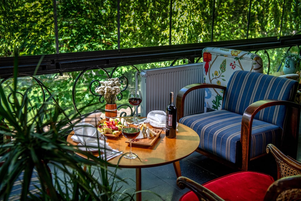 WINEPORT LODGE AGVA 62/84
