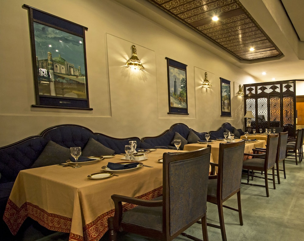Serena Hotel Faisalabad 48/71