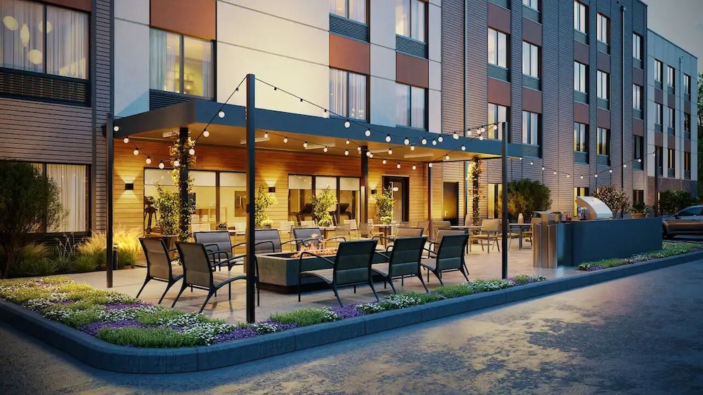 Hyatt Studios Tallahassee I-10 14/14